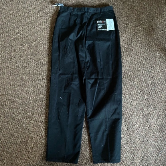 NET Style And Company, Wrinkle Free Black Twill Pants With Deep Front Pockets. - Picture 6 of 8